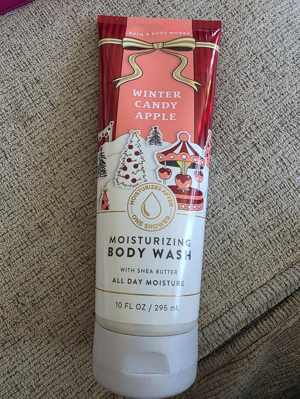 NEW Bath & Body Works Winter Candy Apple Moisturizing Body Wash